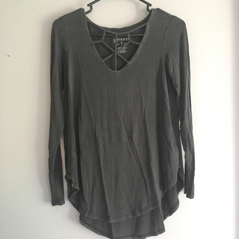 American Eagle gray long sleeve shirt
